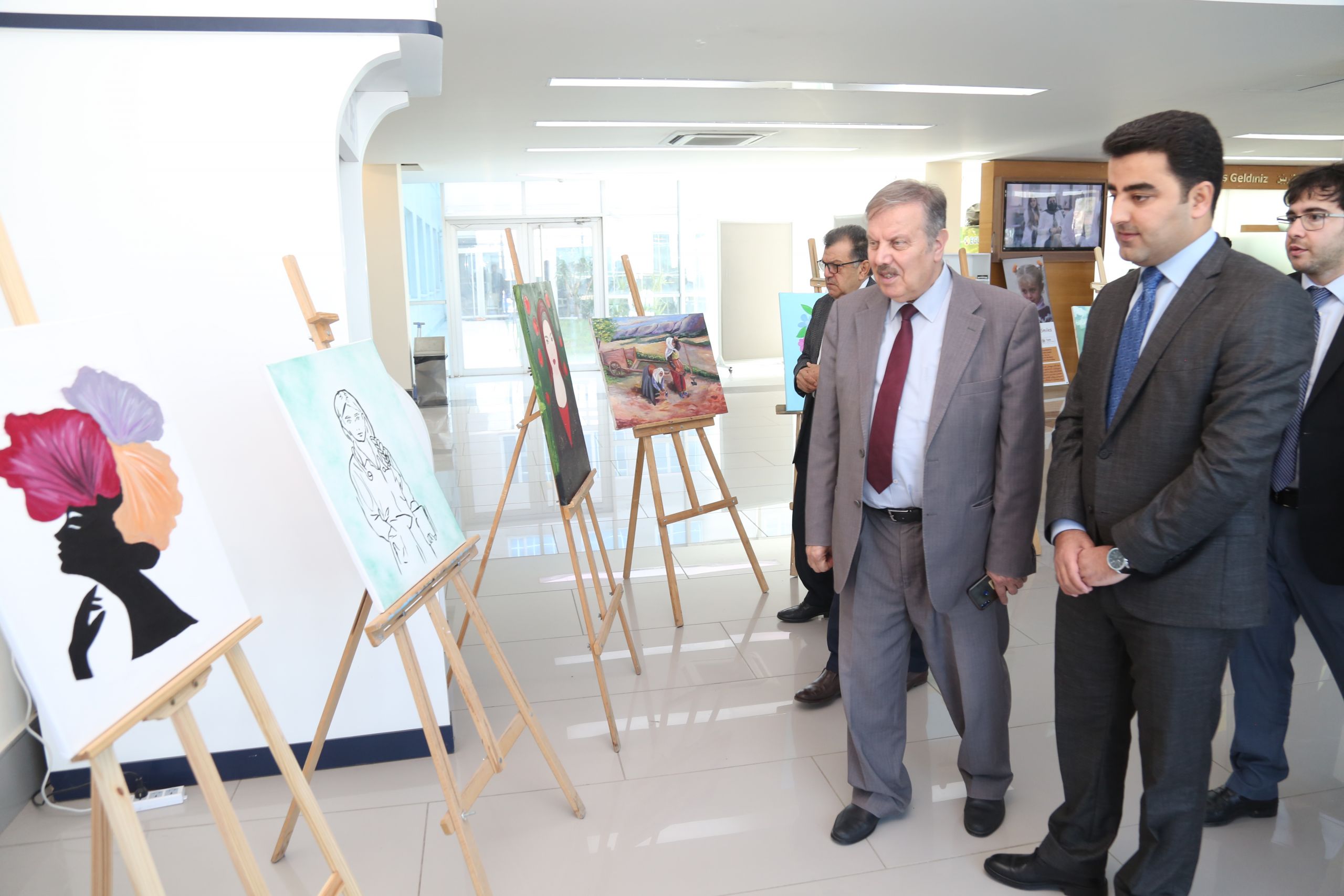 Tishk International University | dean of students