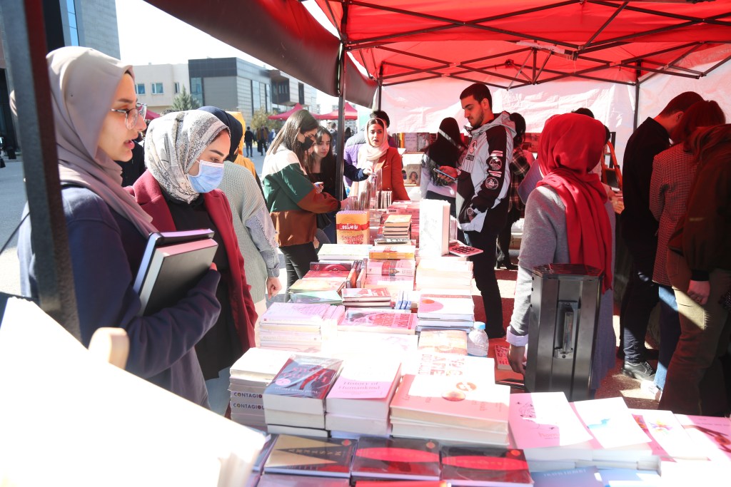 Tishk International University | dean of students